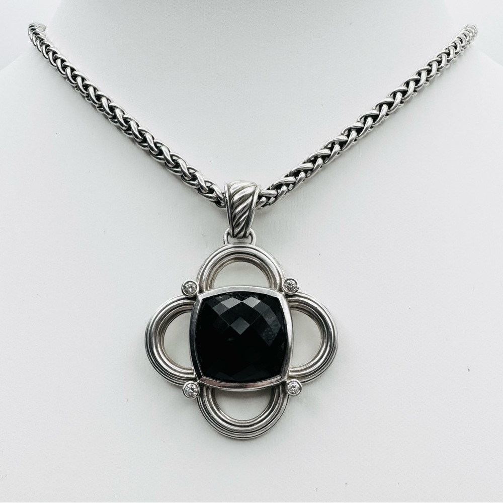 David Yurman Large Renaissance Black Onyx
Diamond Pendant - Picture 4 of 7